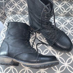 Leather Steve Madden combat boots